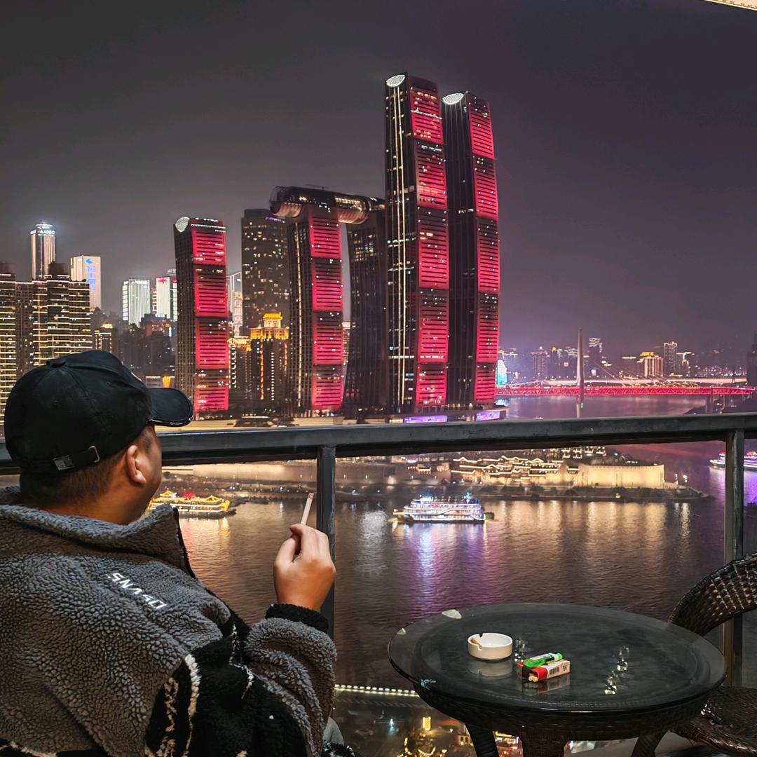 重庆江景民宿一百多免费接送 租车地陪包车