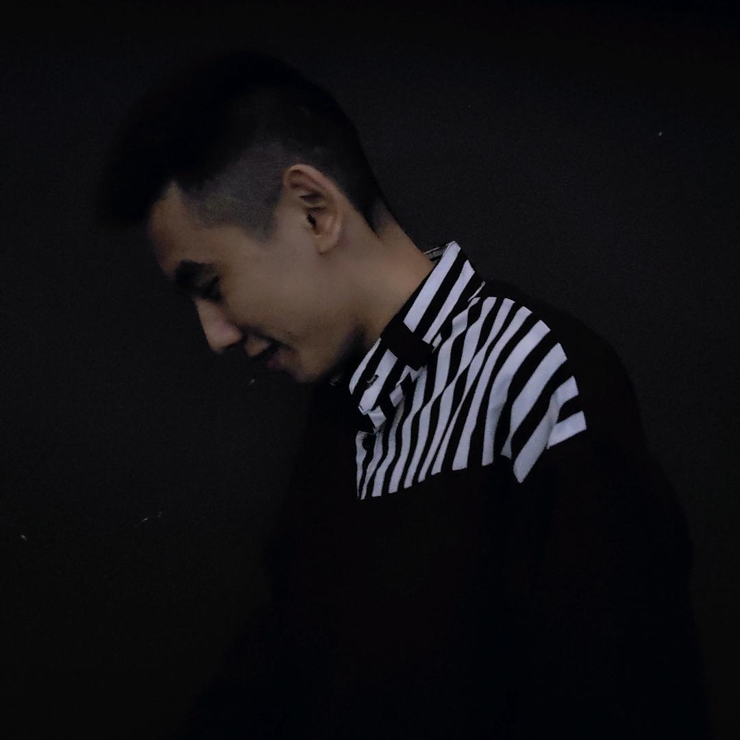 小狐爱打三角洲