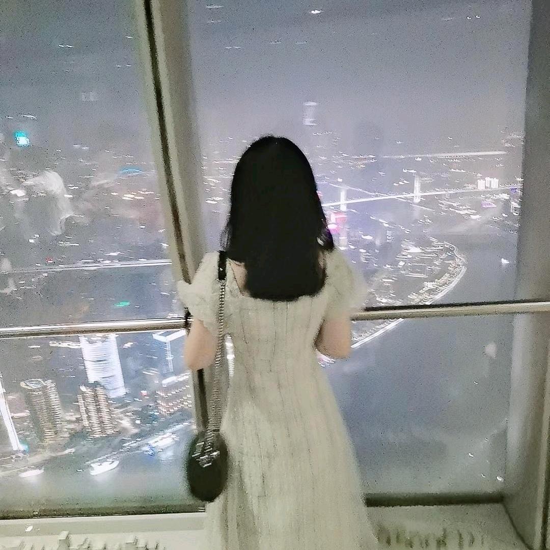财神爷的小仙女