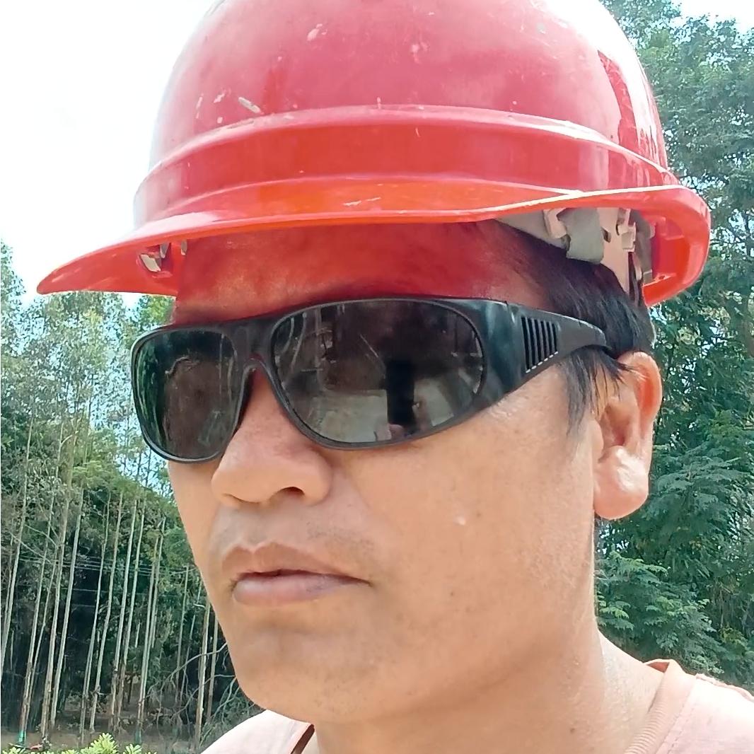 旋转楼梯，别墅，曾三