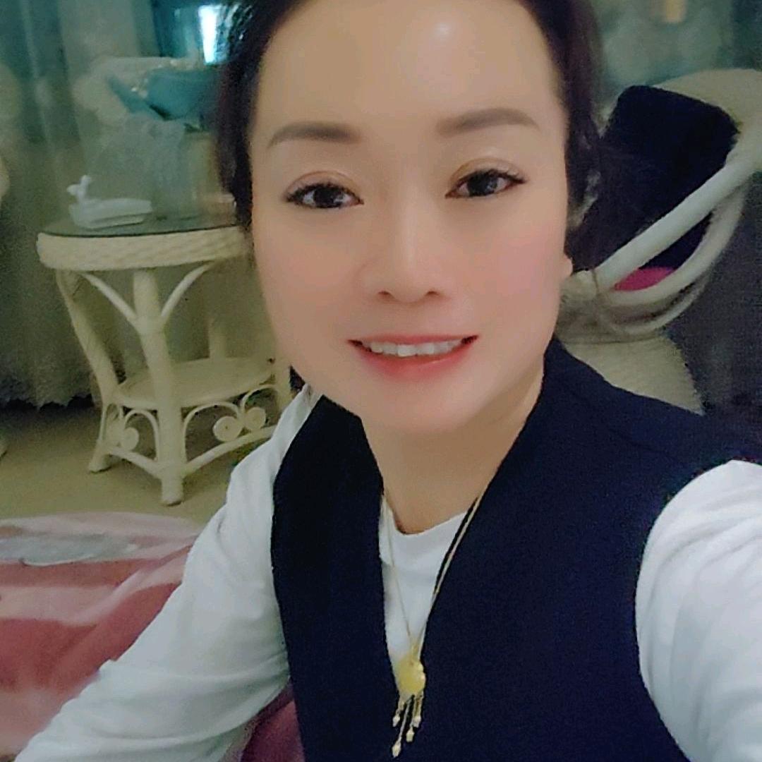 锦荟爱唱歌