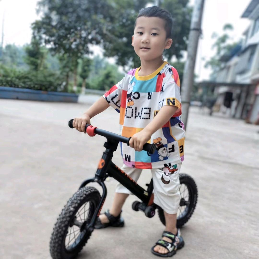 小弯窦