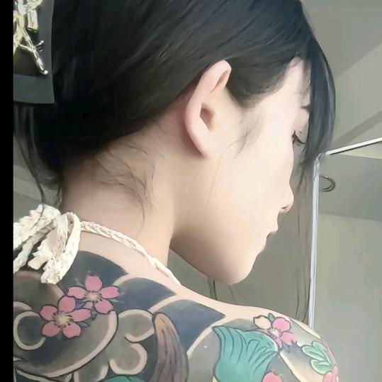 寒    冬💫