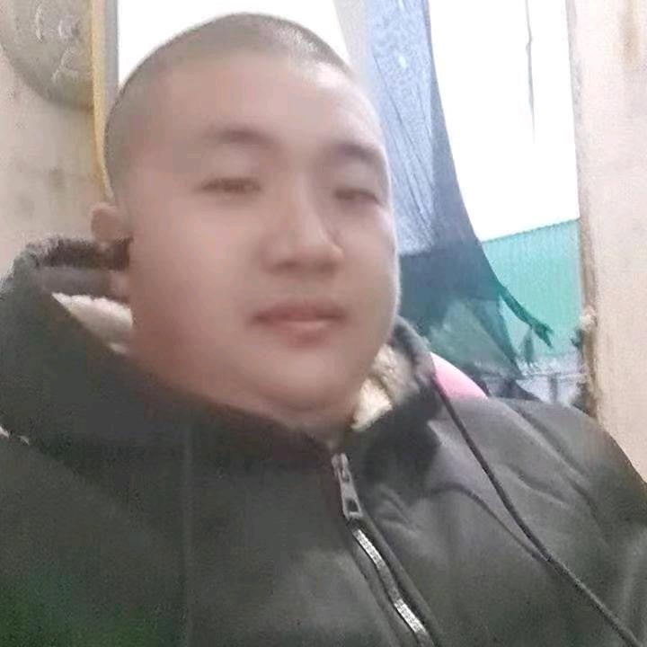陈经爱过你
