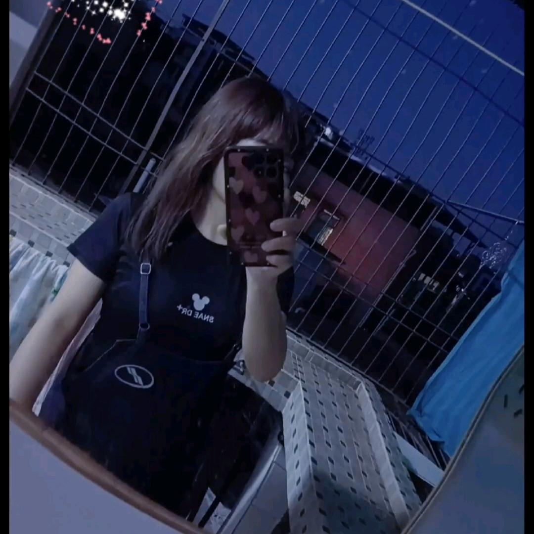 Lee妮