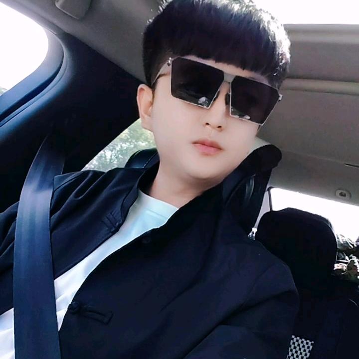 限量版郑先生。