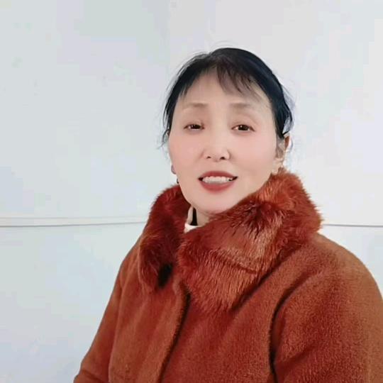 张凤英