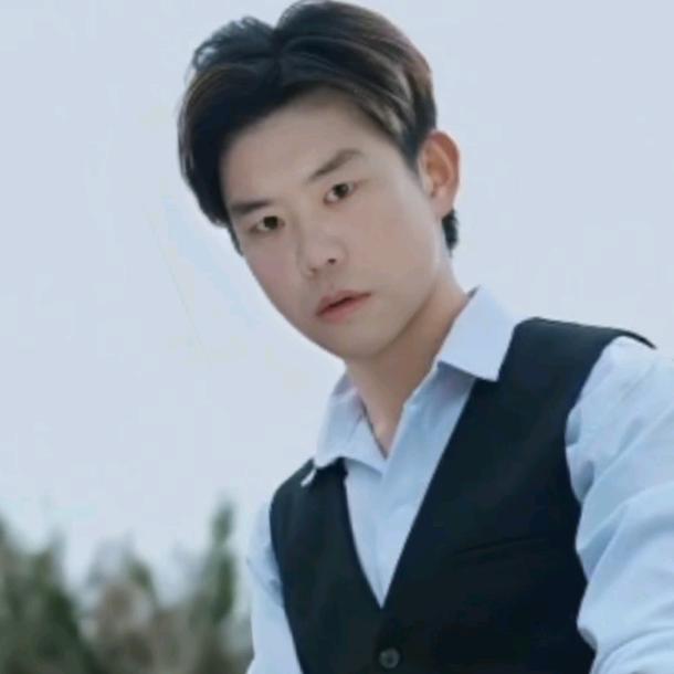 李林淼