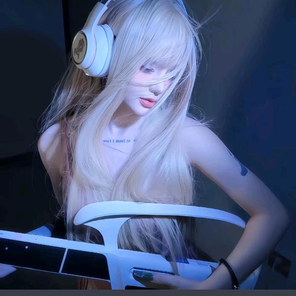 一只小睡神╯﹏╰