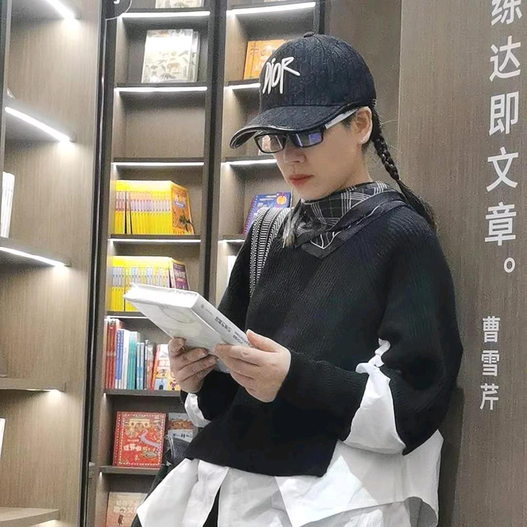 成都雅涩莲女装