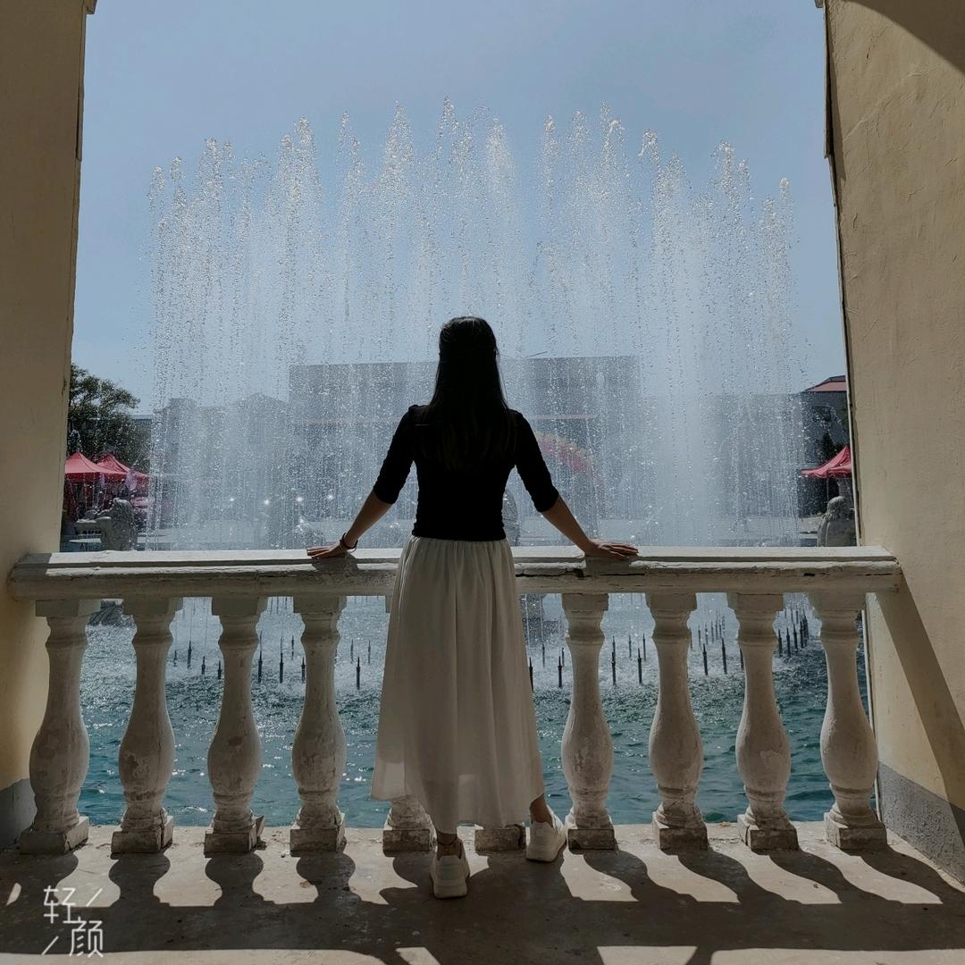 ( 是🎊小白﹡吖 )🦋