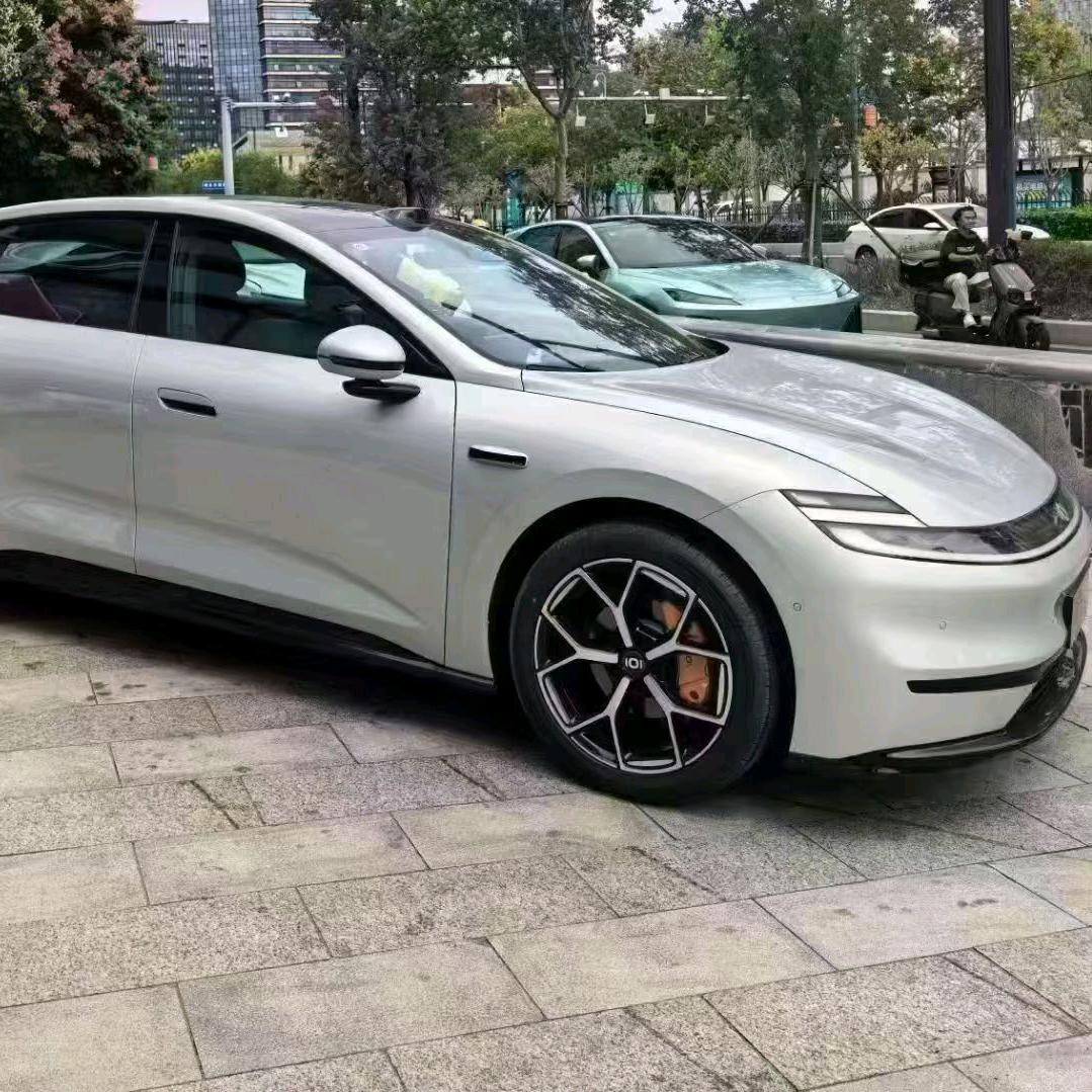 不看资质买车赵经理