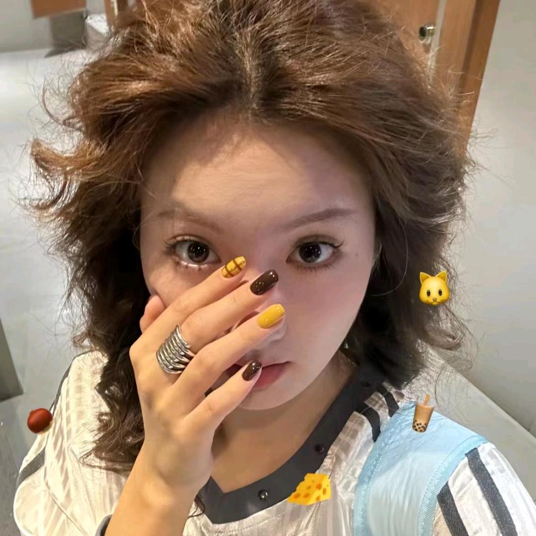 嵊州一只鱼美甲店