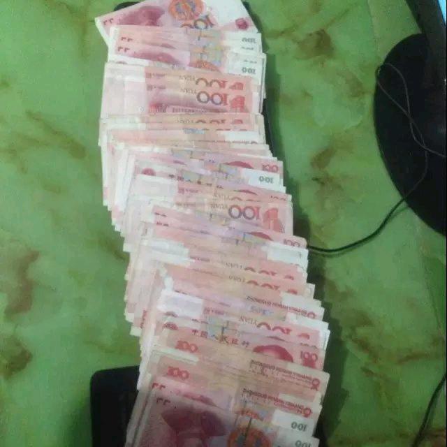 唯有金钱解千愁