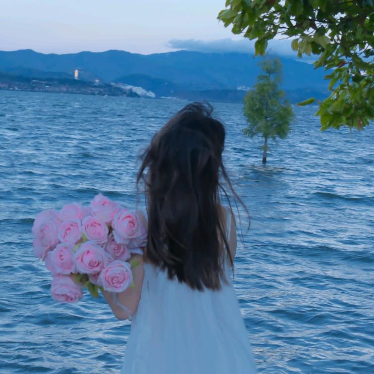 小张张三岁吖👋