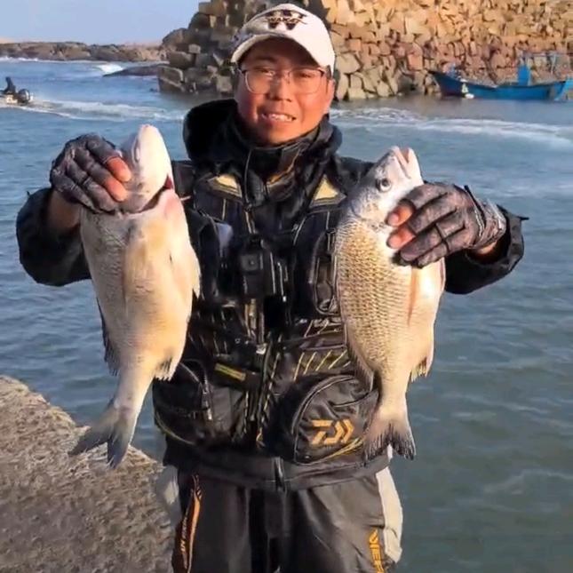 邓半仙海钓