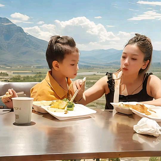 ༿༼偷一点༽༧快❤乐༢༾