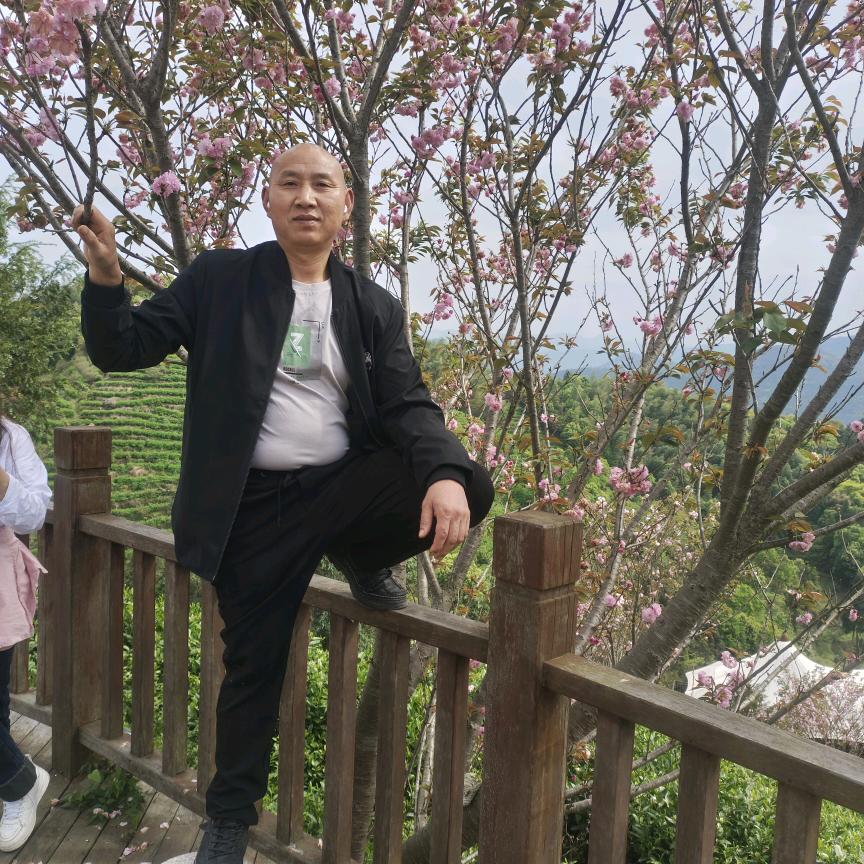 用户90337118941光头邹哥