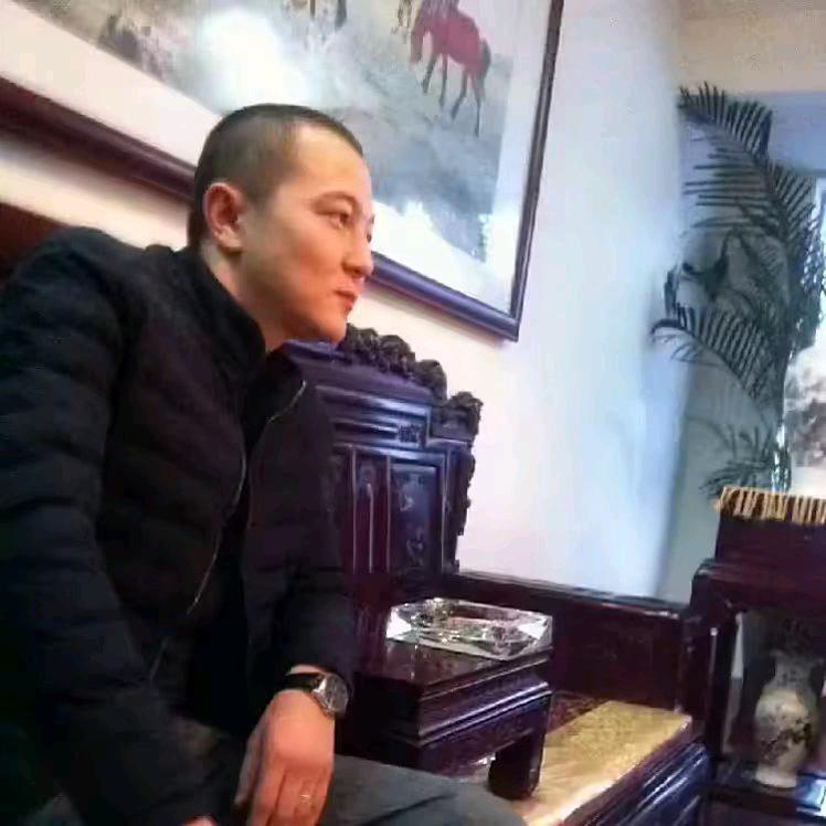 华    提