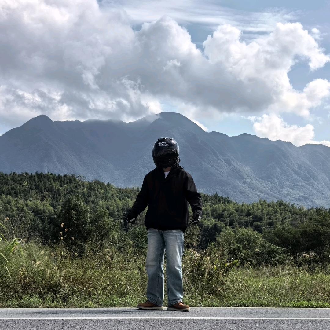 一杯美式~摩托日常