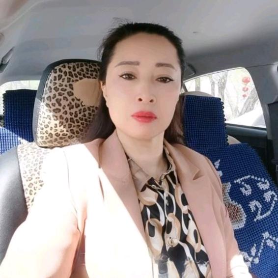 毓心如初