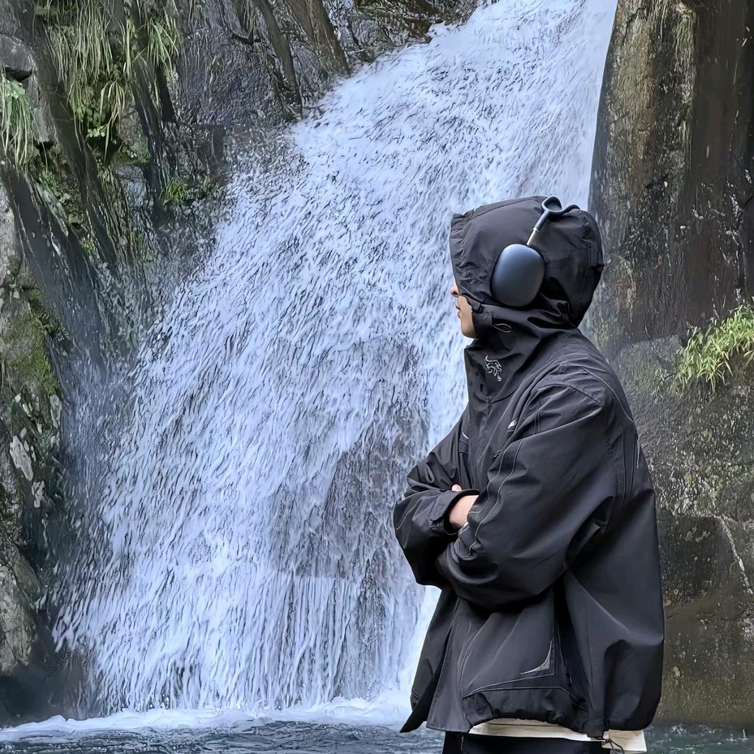 路遥.