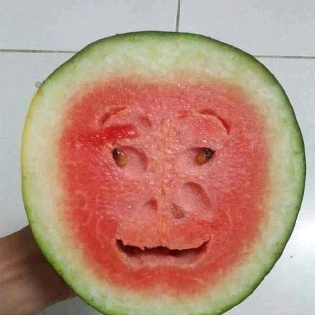 一楼跳伞头像