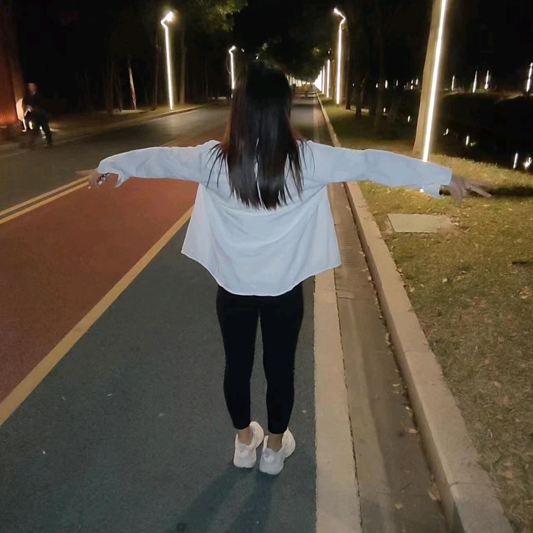 @🥀错ꦿᩚ把᭄᭄当承诺