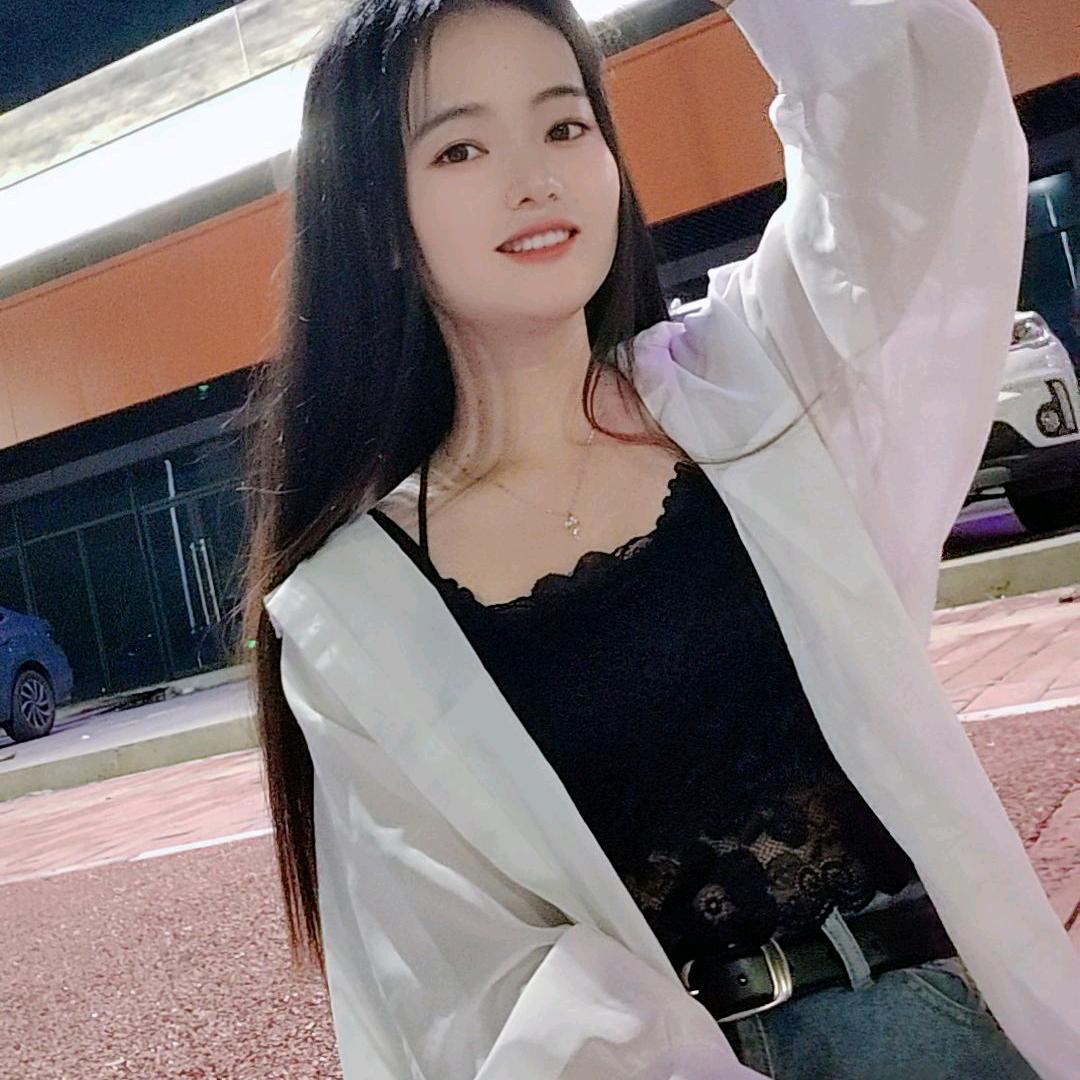 荧荧👧️