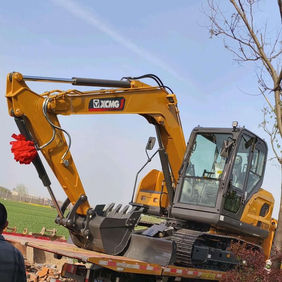 新蔡彭庙挖机