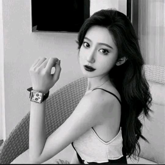 翩翩是你吖