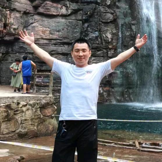 杨一问