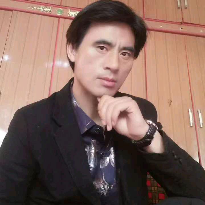 吴广渠头像