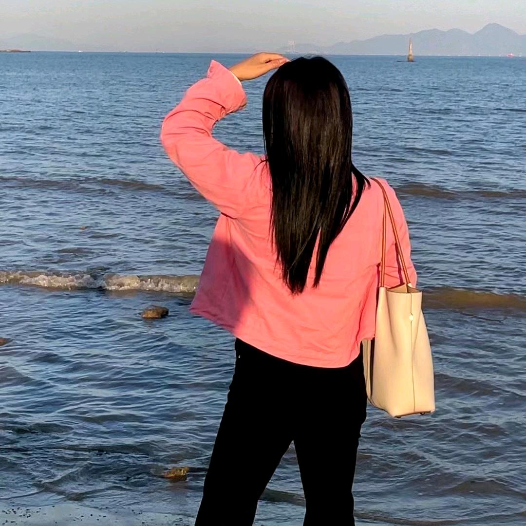 ღ᭄💞微笑ོএ: 向钱💞