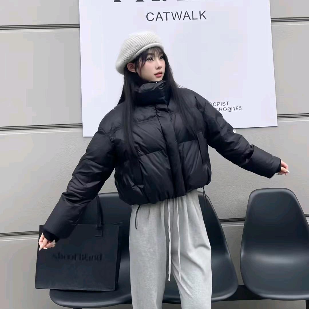 衣淑(县委宿舍店)梅梅