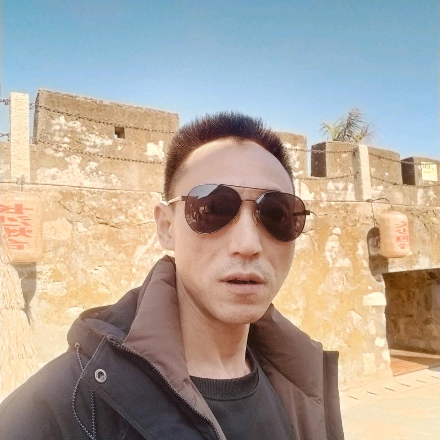 室内套房装修。辉哥