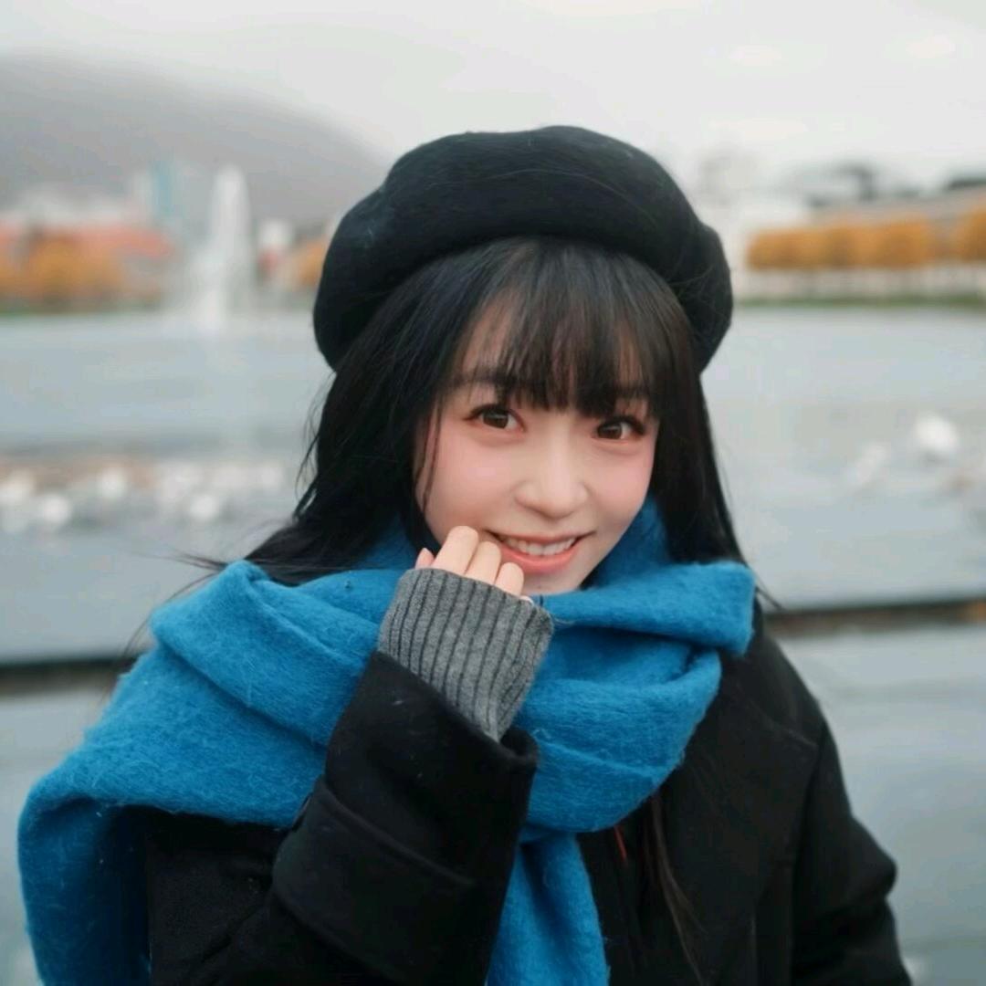雪中小怪兽