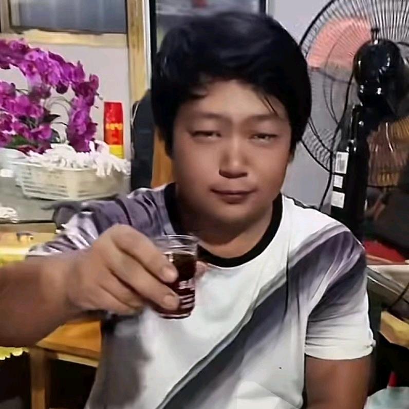 榕树下的守村人