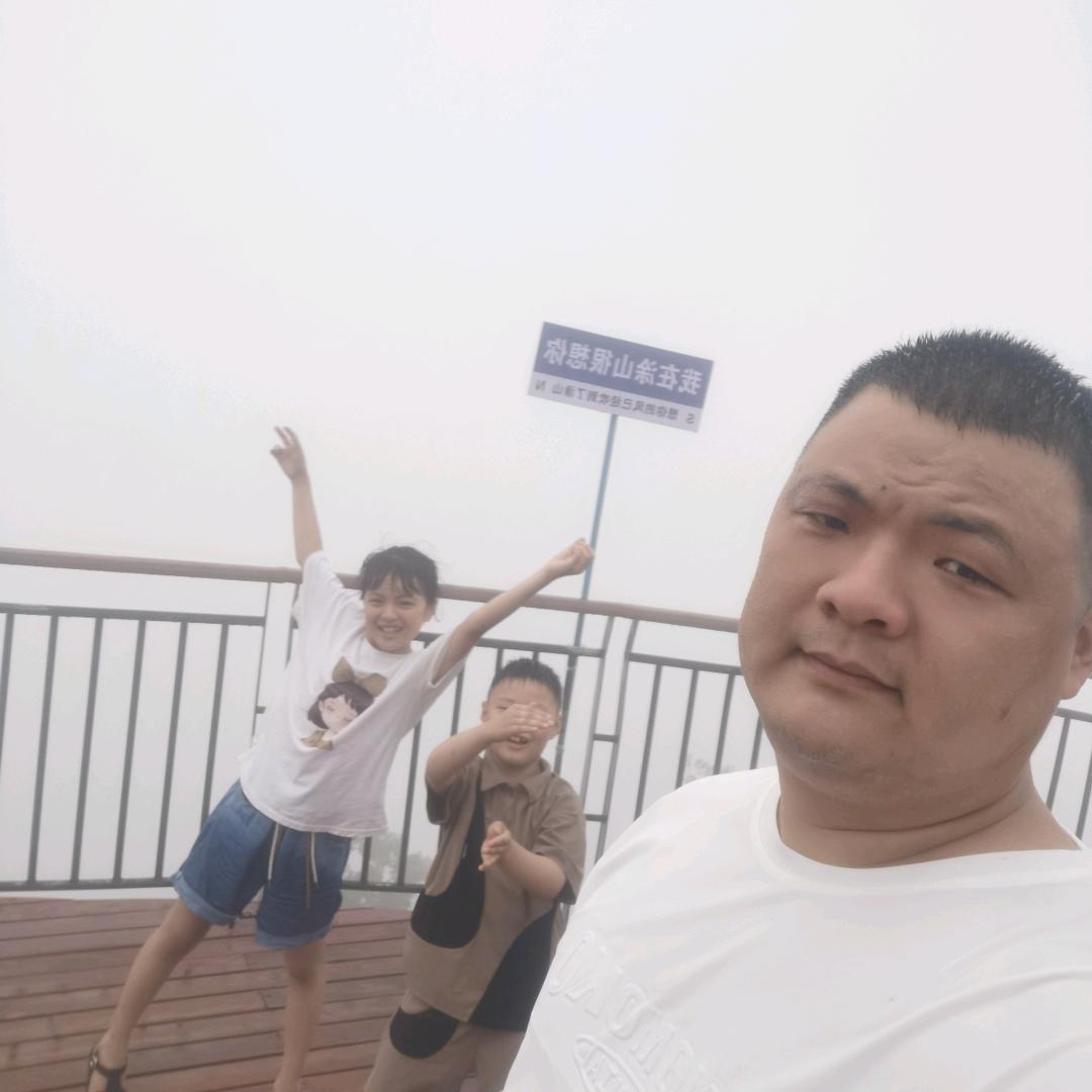 酒水搬运工@韩锐