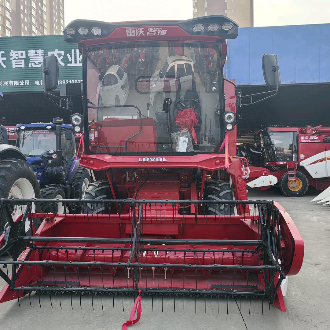 富平收割机团队收玉米籽粒，收小麦联系电说