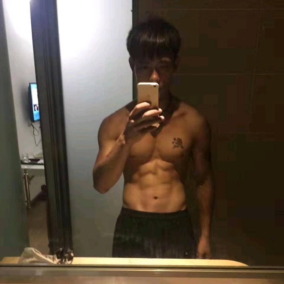 啊黎