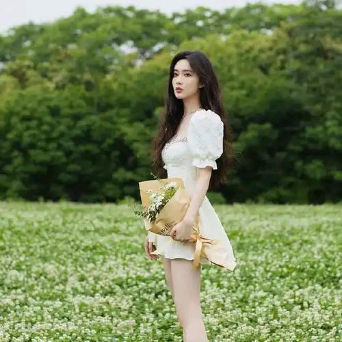 佳佳（金禾传媒）