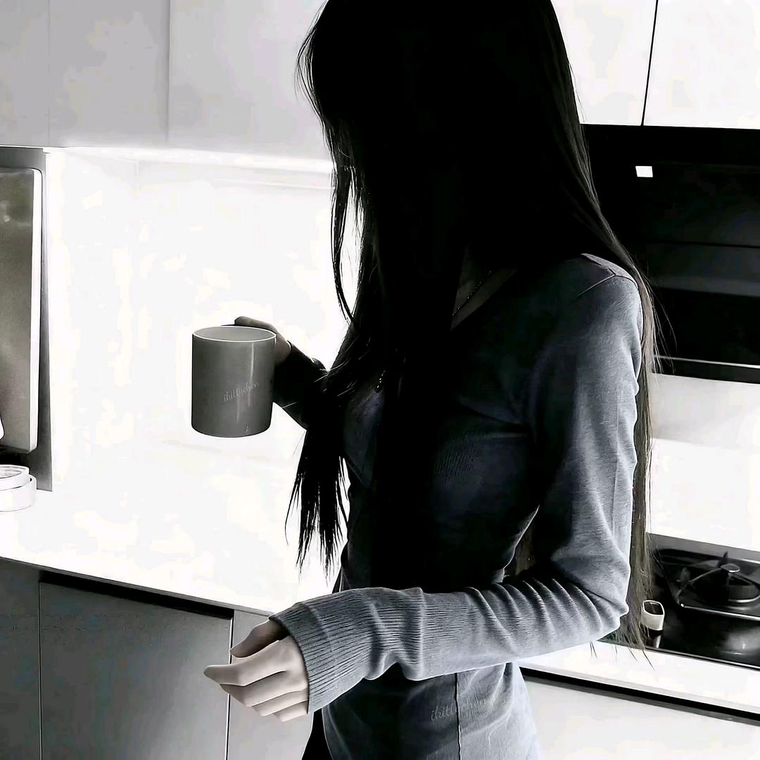 .T.头像