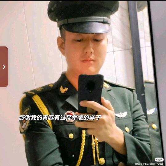吴百万地摊老班长
