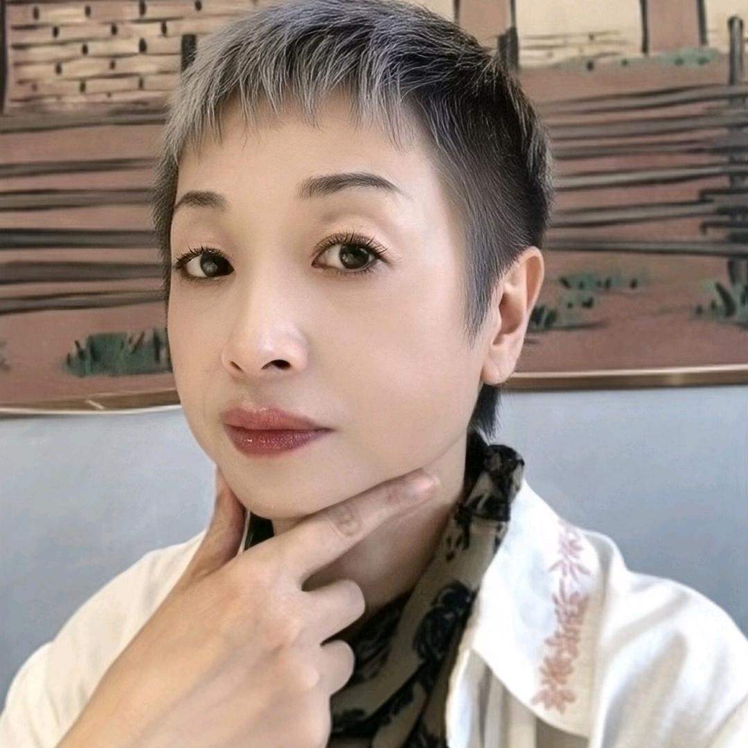 霖锦时尚