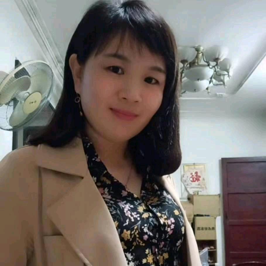 于都名韩+惜慕+爱戴内衣店