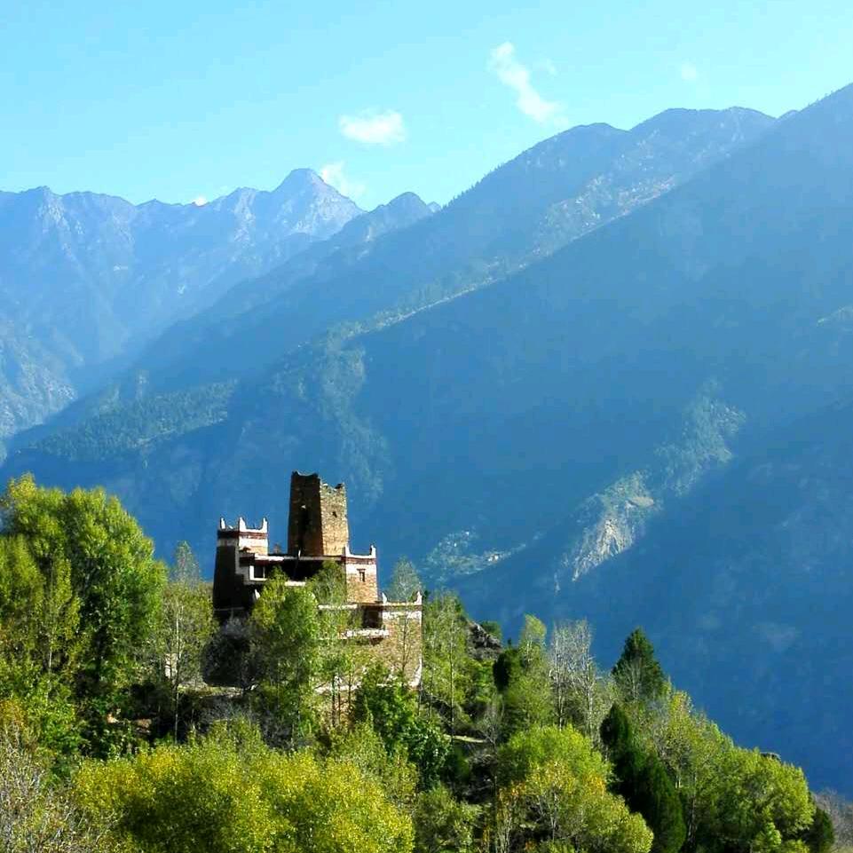 丹巴天海之家民宿