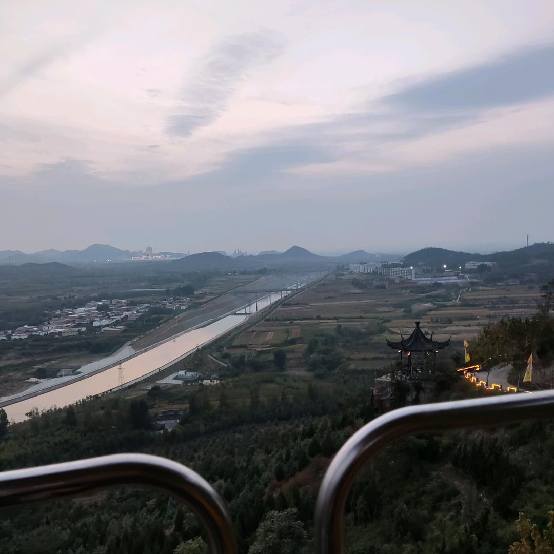 山一程，水一程