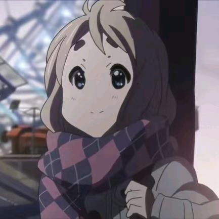 䌷䌷