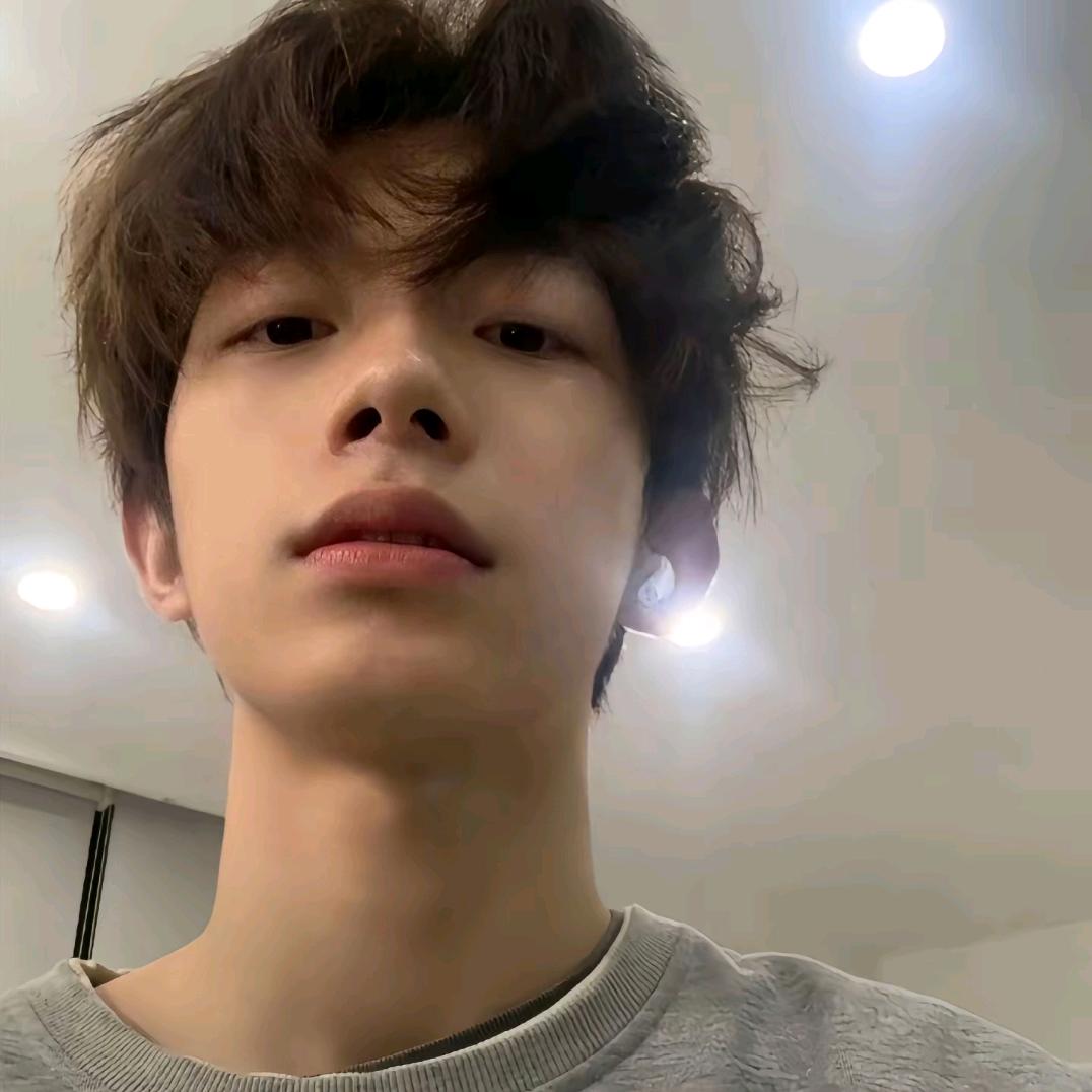 我吃饭的时候不会饿